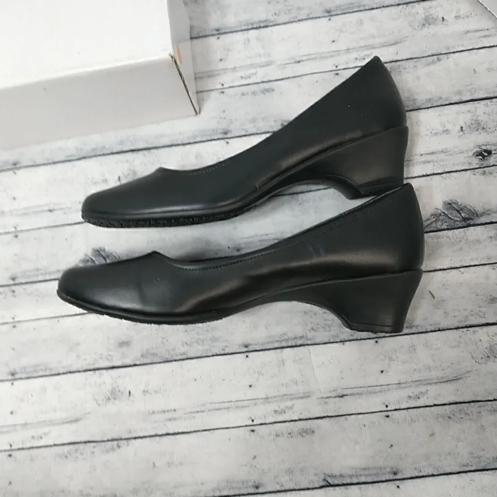 Safe T Step Womens Black Slip Resistant Pumps Heels Size 10 Professional Work